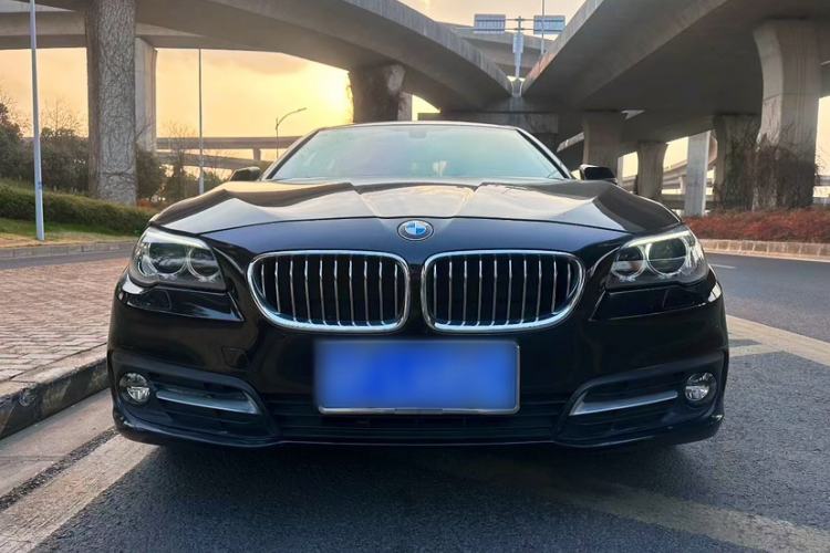 Used BMW 5 Series 2014 520i Elegant Edition