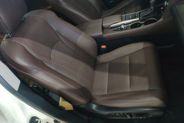 Used Lexus RX 2020 Facelifted 300 4x4 Elegant Edition Right Front Seat