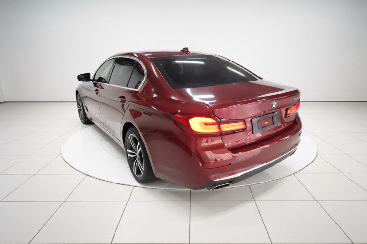 Used BMW 5 Series 2021 Restyled 530Li Leading Edition Luxury Package Exterior 2