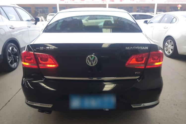 Used Volkswagen Magotan 2015 1.8TSI Advanced Model Rear