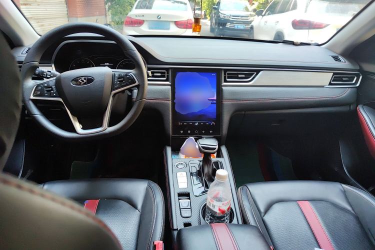 Used SOL A5 2021 1.5T CVT Luxury Smart Model Center Console