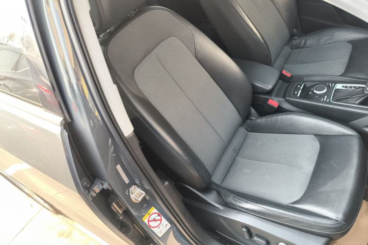 Used Audi Q2L 2020 35 TFSI Fashionable and Elegant Model
