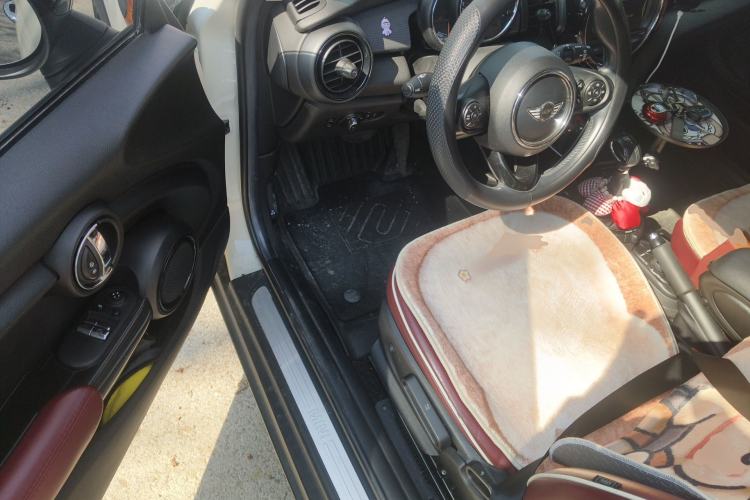 Used MINI 2014 1.5T COOPER Fun
