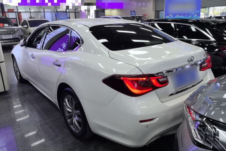 Used Infiniti Q70 2015 Q70L 2.5L Elite Edition Rear Left 45 Deg