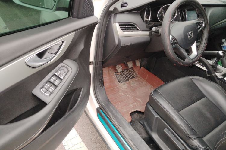 Used Zotye SR7 2016 1.5T Manual Cube Road Edition China V Standard