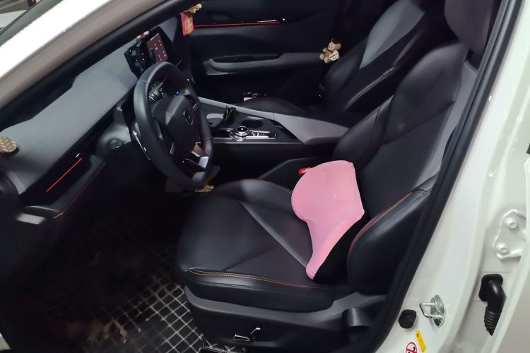 Used CHANGAN UNI-V 2022 1.5T Prestige Version
