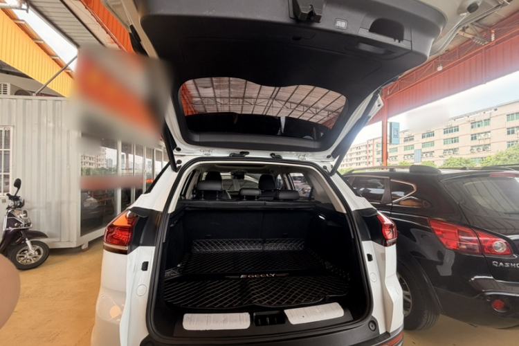 Used Geely Auto Emgrand X7 Sport 2020 1.8TD DCT ZhiZun PRO Interior 8