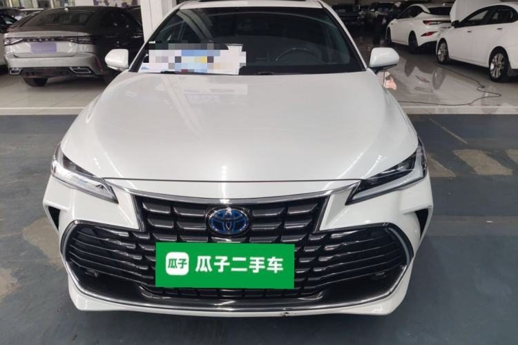 Used Toyota Avalon 2023 Dual-Engine 2.5L Luxury Edition Front