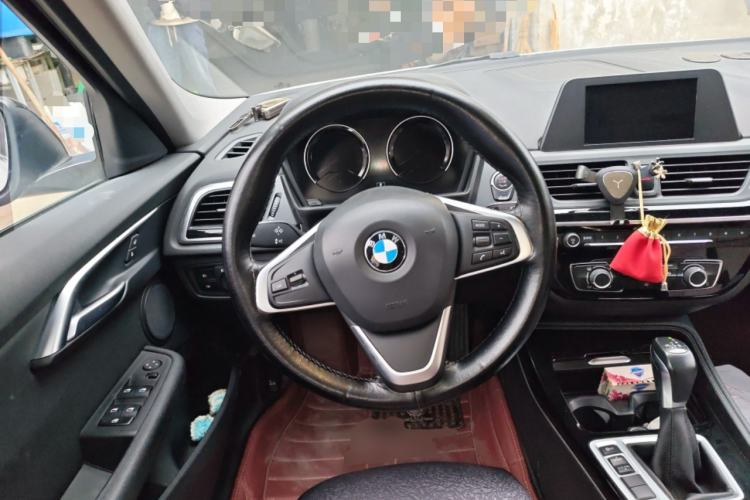 Used BMW 1 Series 2017 118i Sport Edition Steering Wheel