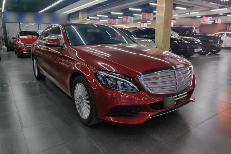 Used Mercedes-Benz C-Class 2015 C 200 L
