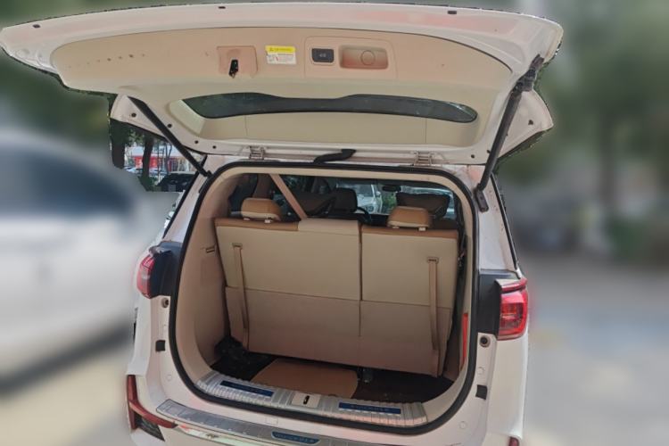 Used Buick GL8 2021 ES Landtrek 653T Comfort Edition
