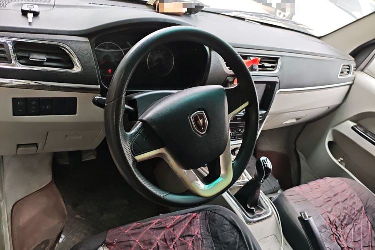 Used Jinbei New Hiace X30L 2022 1.5L Wealth Edition Air-Conditioning-Free Van China VI Standard SWC15M
