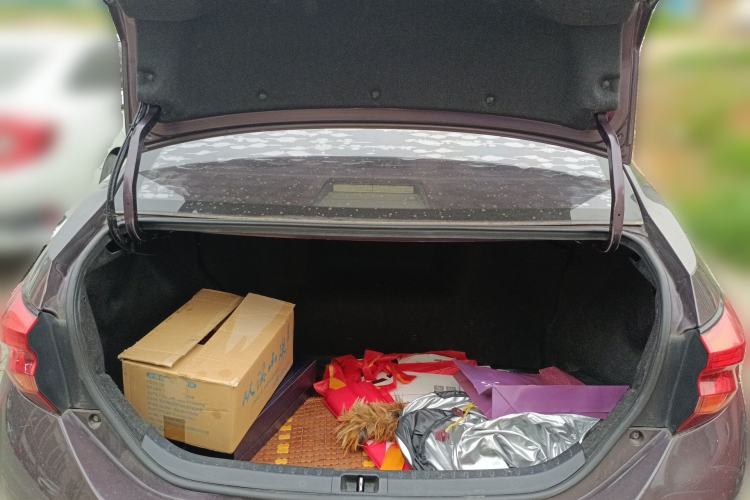 Used Toyota Levin 2017 Revised Dual-Engine 1.8H GS E-CVT Elite Sunroof Version China V Standard Trunk