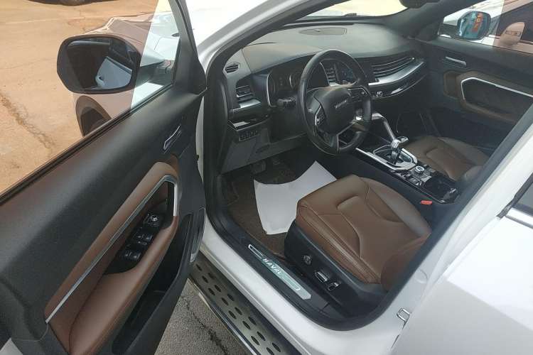 Used Haval H6 2017 Blue Label 2.0T Automatic Two-Wheel Drive Smart Edition