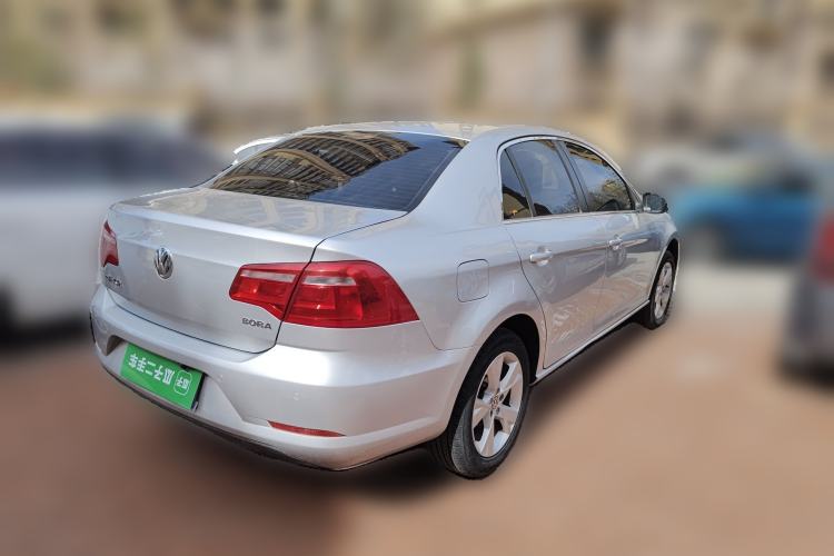 Used Volkswagen Bora 2013 1.6L Manual Comfort Model Rear Right 45 Deg