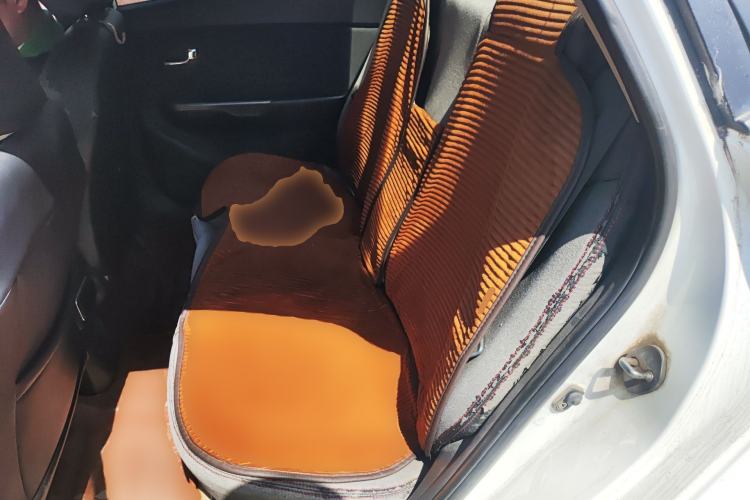 Used Kia K2 2012 Sedan 1.4L MT GLS Commemorative Edition