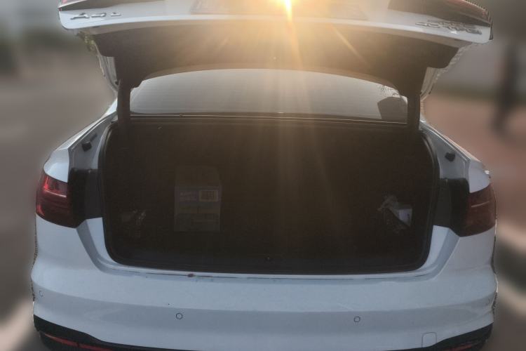 Used Audi A4L 2022 40 TFSI Luxury Dynamic Model