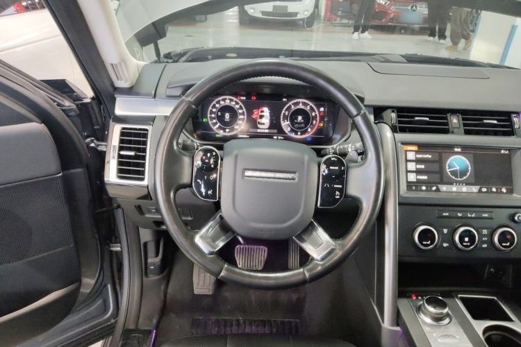 Used Land Rover Discovery 2020 2.0T SE Steering Wheel