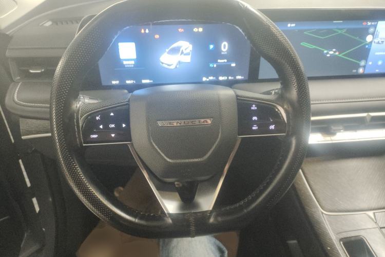 Used Venucia V DD-i 2023 60km iD Version