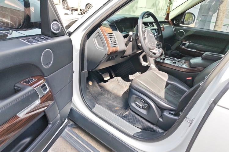 Used Land Rover Range 2013 3.0 TDV6 Vogue
