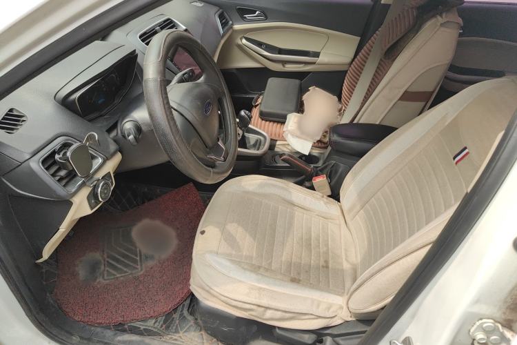 Used Ford Escort 2015 1.5L Manual Comfort Model
