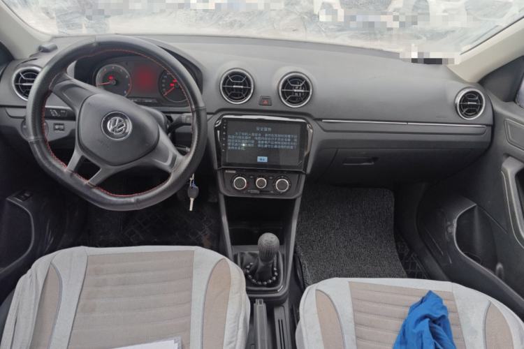 Used Volkswagen Jetta 2017 1.5L Manual Fashion Edition
