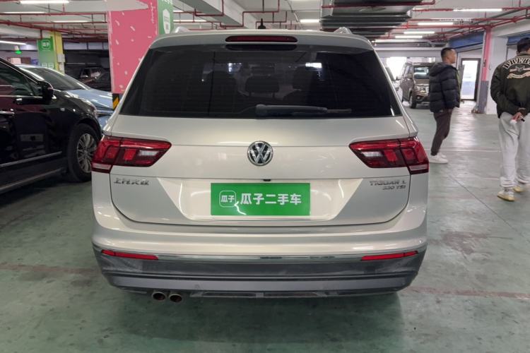 Used Volkswagen Tiguan L 2019 Updated Version 330TSI Automatic Two-Wheel Drive Panoramic Comfort Edition China VI Standard Rear
