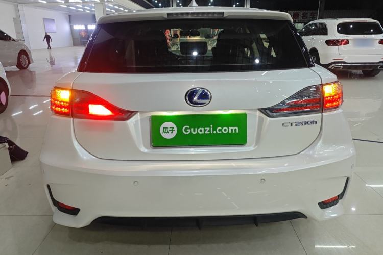 Used Lexus CT 2014 CT200h Elite Edition Monochrome