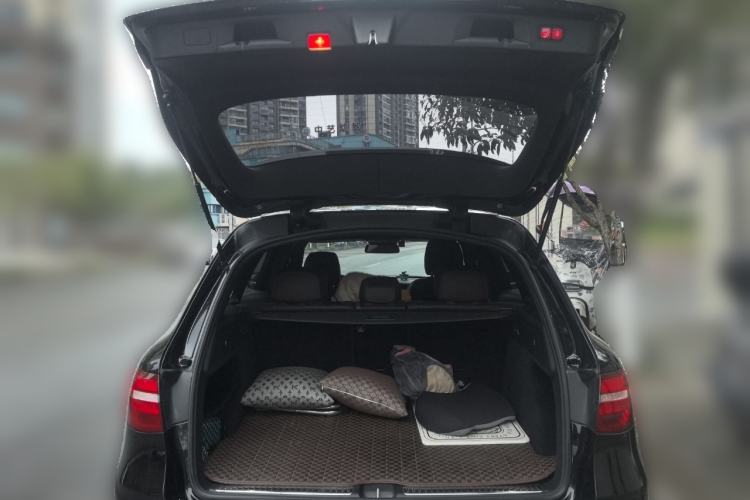 Used Mercedes-Benz GLC 2019 GLC 300 L 4MATIC Dynamic Model