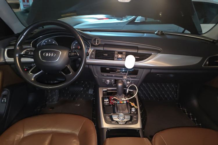 Used Audi A6L 2018 30th Anniversary Edition 35 TFSI Fashion Model
