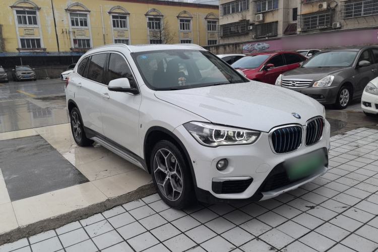Used BMW X1 New Energy 2019 xDrive25Le Luxury Model Front Right 45 Deg