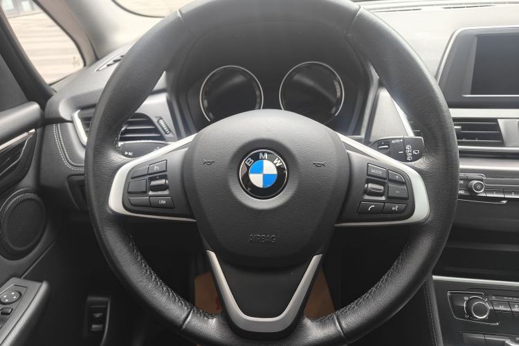 Used BMW 2 Series Gran Tourer 2019 220i Luxury Sports Package Interior 9