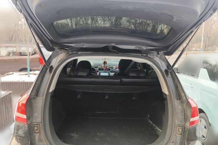 Used Haval H2 2017 Red-Label 1.5T Manual Two-Wheel Drive Luxury Model