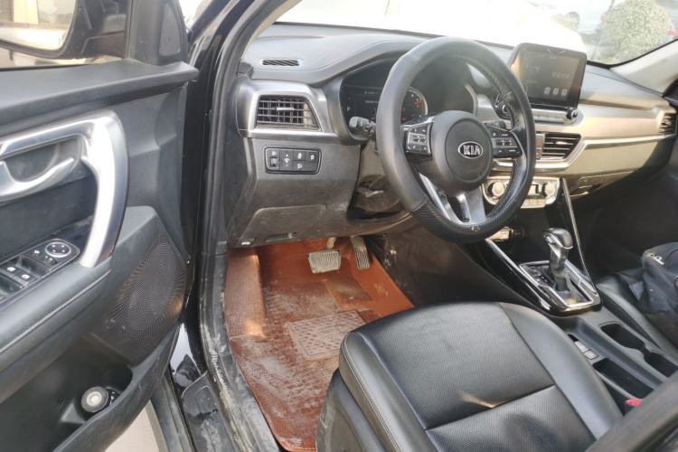 Used Kia Sportage R 2018 2.0L Automatic Smart Luxury Version China V Standard Driver Seat