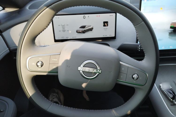 Used Nissan N7 2025 510 Air
