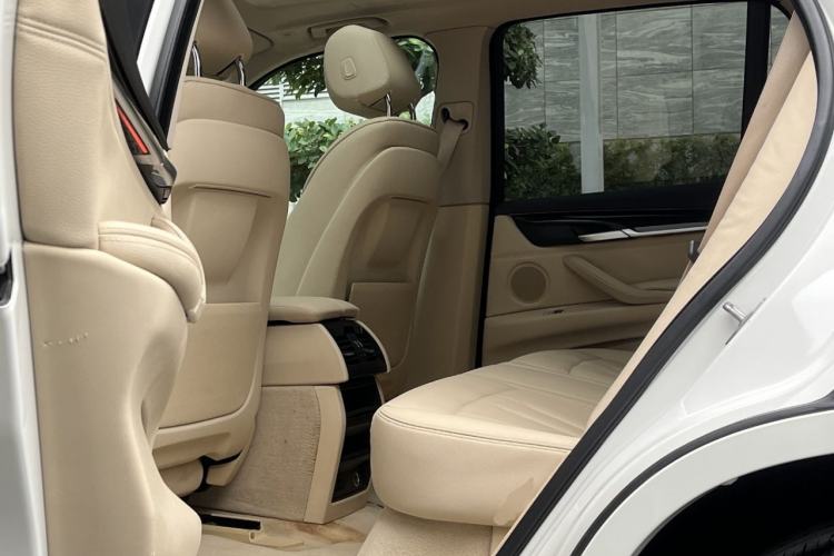 Used BMW X5 2013 xDrive35i U.S. specification
