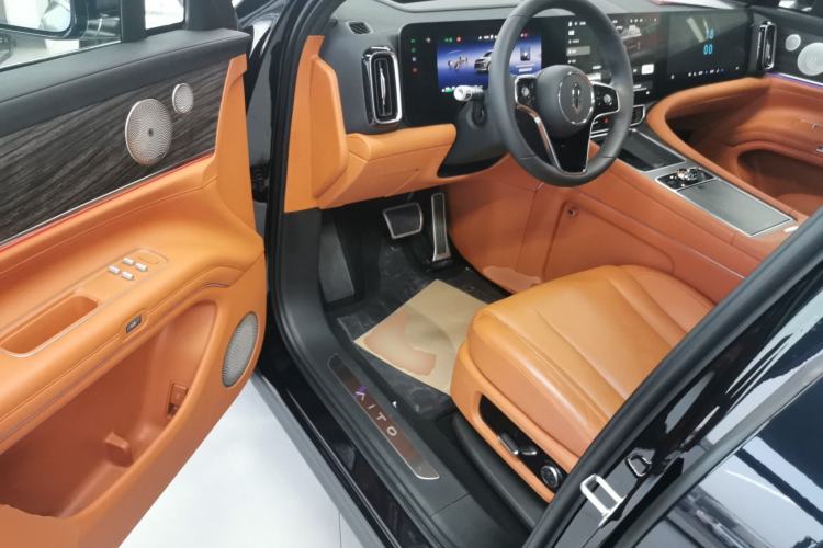 Used Hima AITO M9 2024 Range-Extended Ultra Version 42 kWh 6-Seater Model
