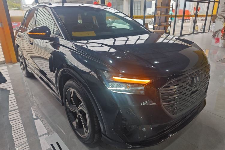 Used Audi Q4 e-tron 2024 50 e-tron quattro Creation Edition Midnight
