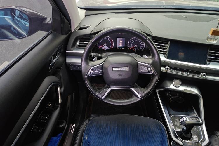 Used Haval H6 2017 Blue Label 2.0T Automatic Two-Wheel Drive Smart Edition

