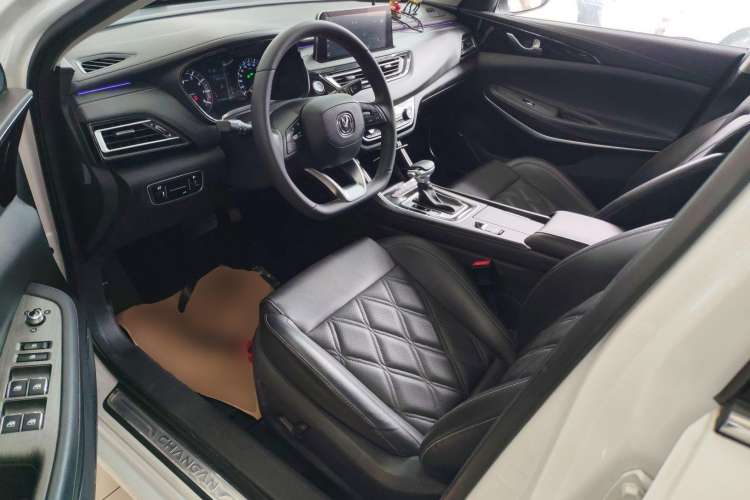 Used Changan Ruicheng CC 2022 Blue Whale Edition 1.5T DCT Luxury Model
