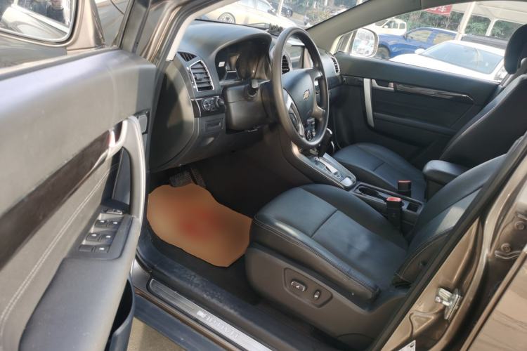 Used Chevrolet Captiva 2015 2.4L Two-Wheel Drive Urban Version 7 Seats
