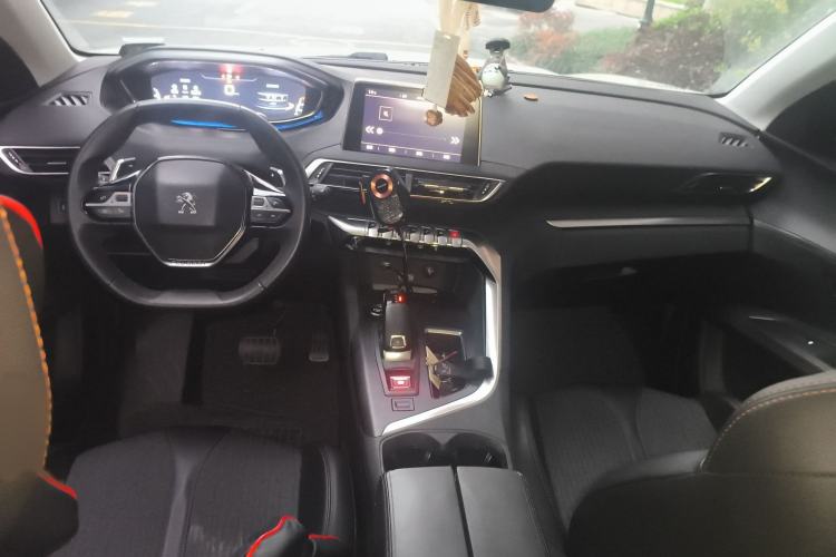 Used Peugeot 4008 2017 350THP Elite Edition Interior 2