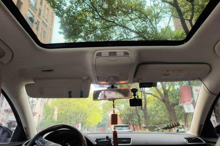 Used Volkswagen Magotan 2015 2.0 TSI Prestige Model Headliner