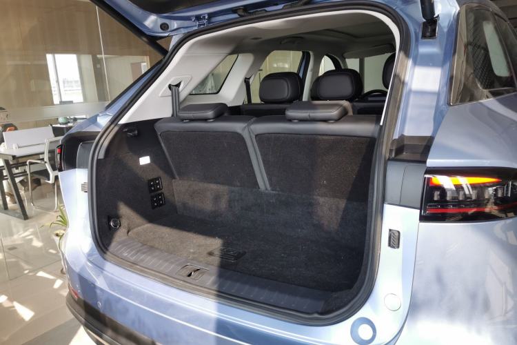 Used Chery Fengyun T9 2024 120 Long-Range Flagship Version 7 Seats Ternary Lithium Trunk