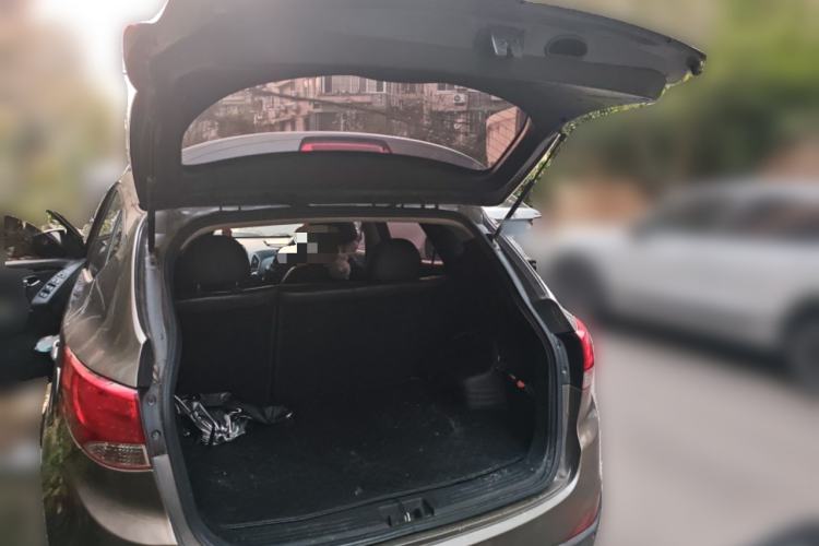 Used Hyundai ix35 2012 2.0L Automatic Two-Wheel Drive Elite Edition GLS
