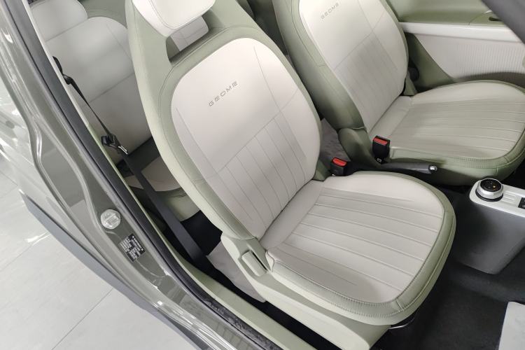 Used Geely Galaxy Panda 2025 210km Panda Rider Right Front Seat