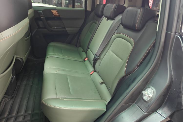 Used iCAR 03 2024 401km Two-Wheel Drive Standard Advanced Version Left Rear Seat