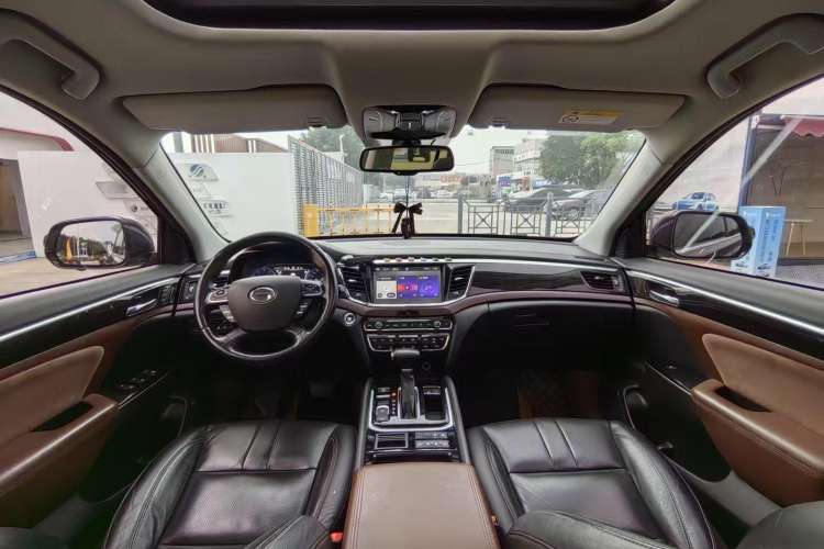 Used GAC Trumpchi GS8 2017 320T Two-Wheel Drive Luxury Smart Connectivity Version (7 Seats)
