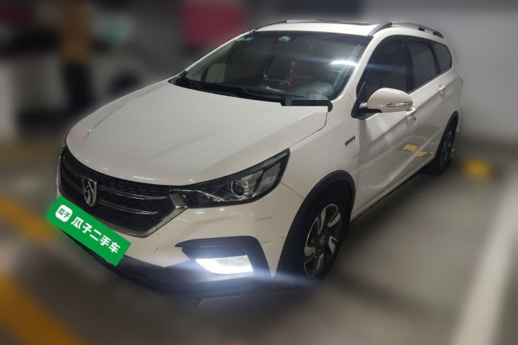 Used Baojun 310W 2018 1.5L Automatic Luxury Version China VI Emission Standard