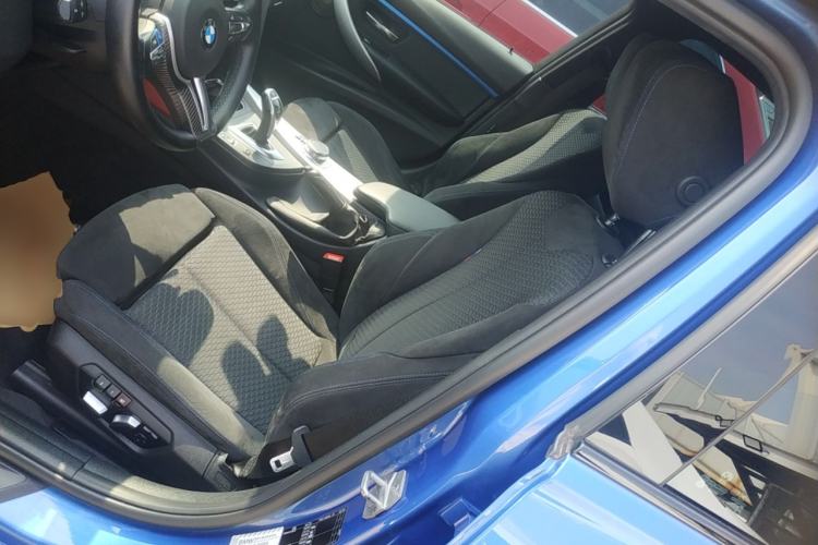 Used BMW 3 Series 2018 320i M Sport Package Left Front Seat